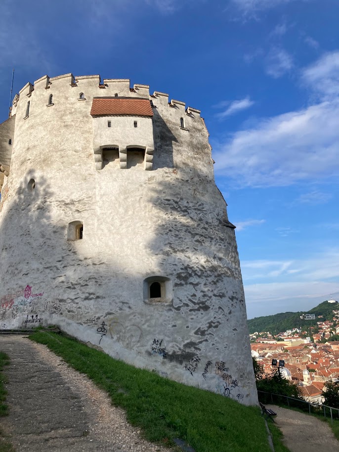 Turnul Alb este un alt turn istoric al vechiului Brașov